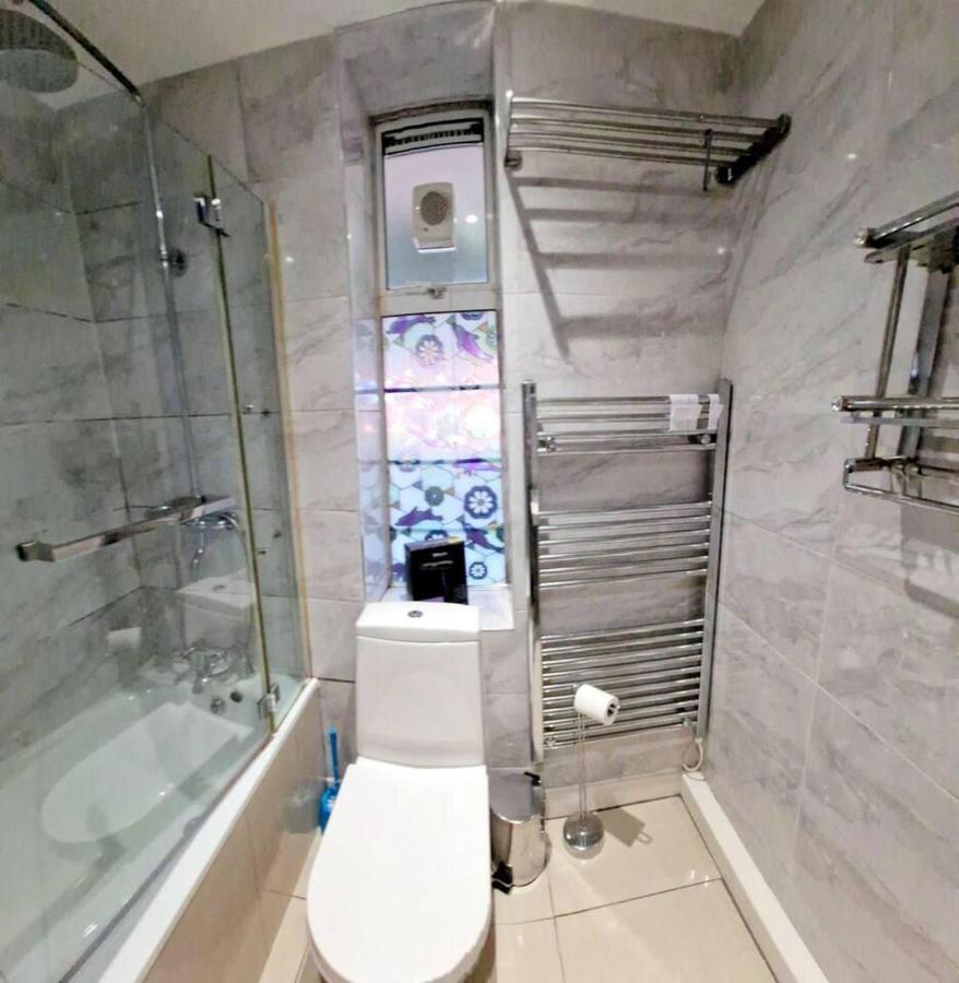 Вілла Modern 3-Bed House In Surrey Quays Лондон Екстер'єр фото