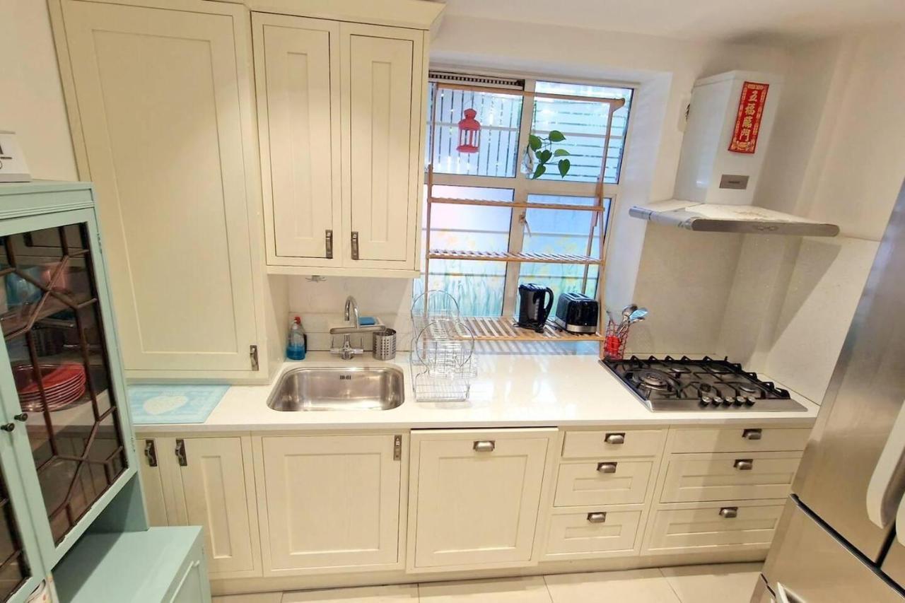 Вілла Modern 3-Bed House In Surrey Quays Лондон Екстер'єр фото